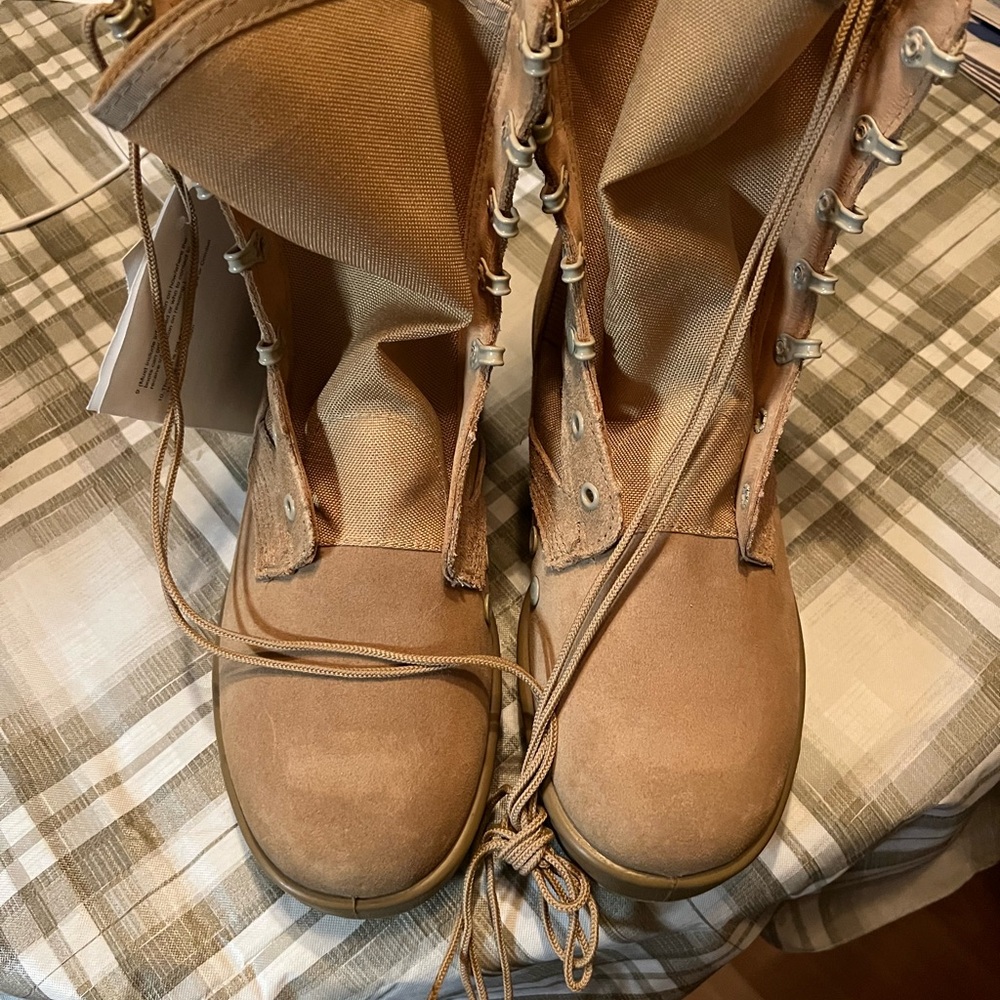 Men's Tan Army Combat Boots Hot Weather